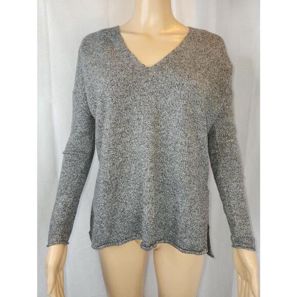 Babaton Tops - Aritzia | Babaton | Gray long sleeve | Small